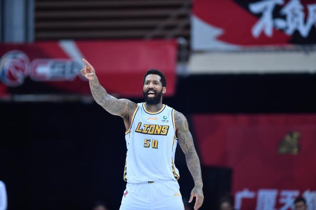 开云全站-内援强势费尔德却拉胯 广厦冲冠必须解决外援问题